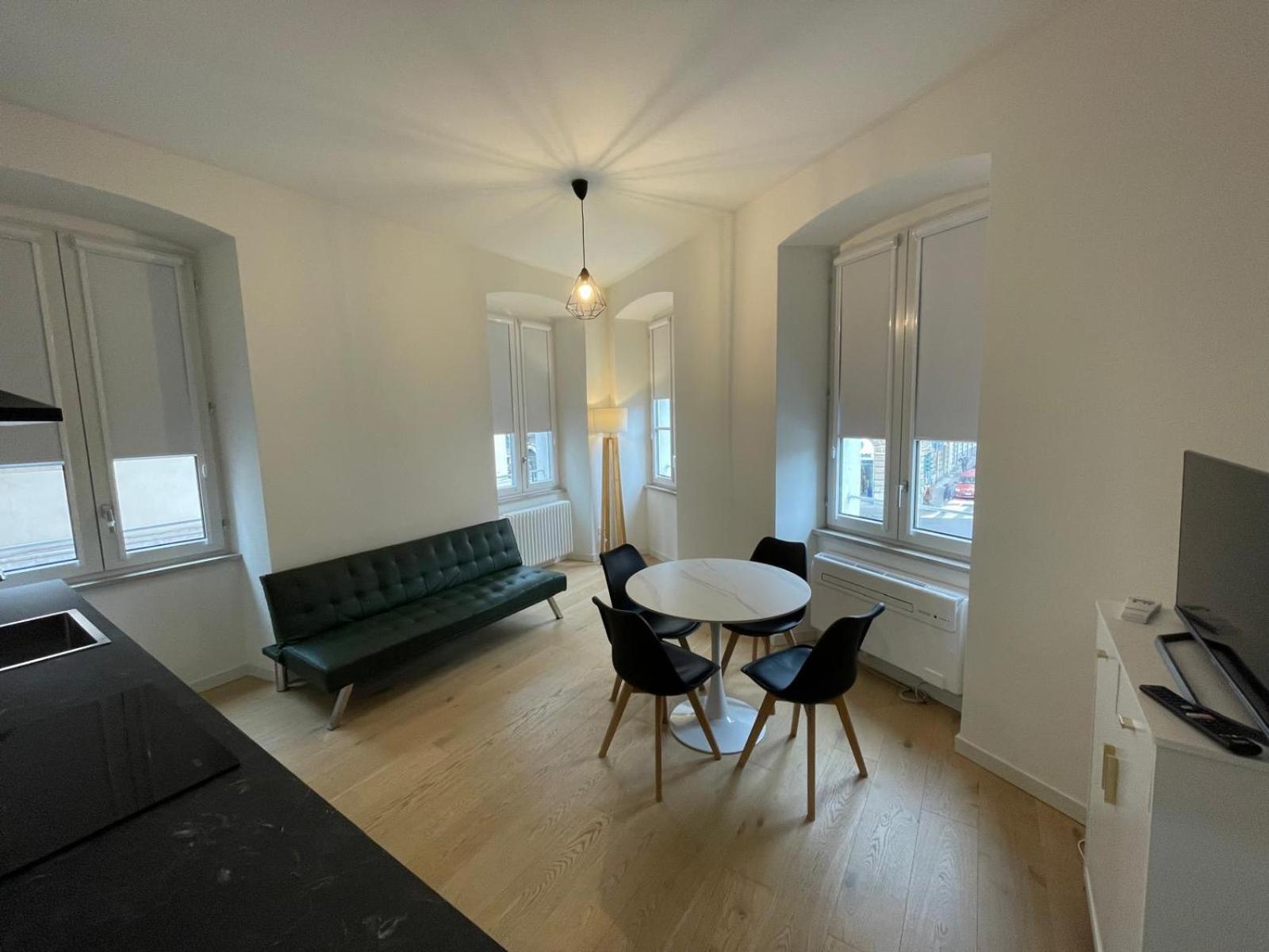 Le Vie Del Vento - Garibaldi Apartment Trieste Luaran gambar